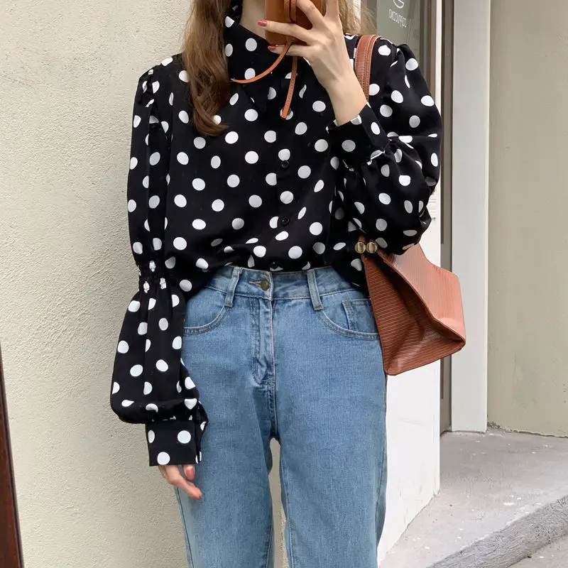 2024 Spring and Autumn New Pattern Black and White Polka Dots Turn-down Collar Long Sleeve Single Breasted Buckle Fashion Tops