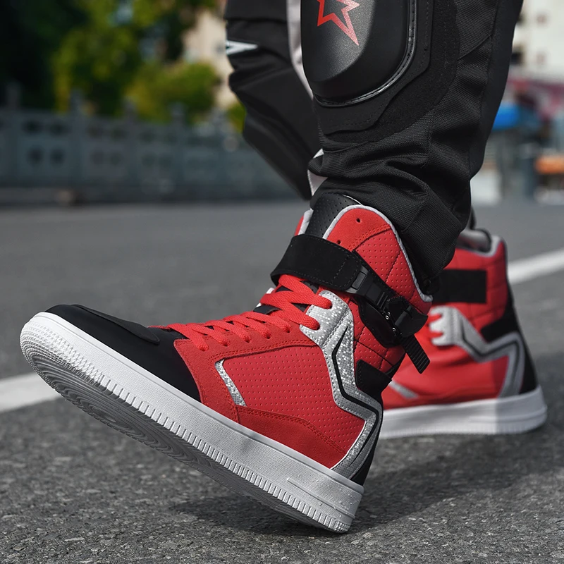 

Four Seasons New Professional Comfortable Anti-slip Protection Reflective Motorcycle Shoes Breathable Wear-resistant Off-road