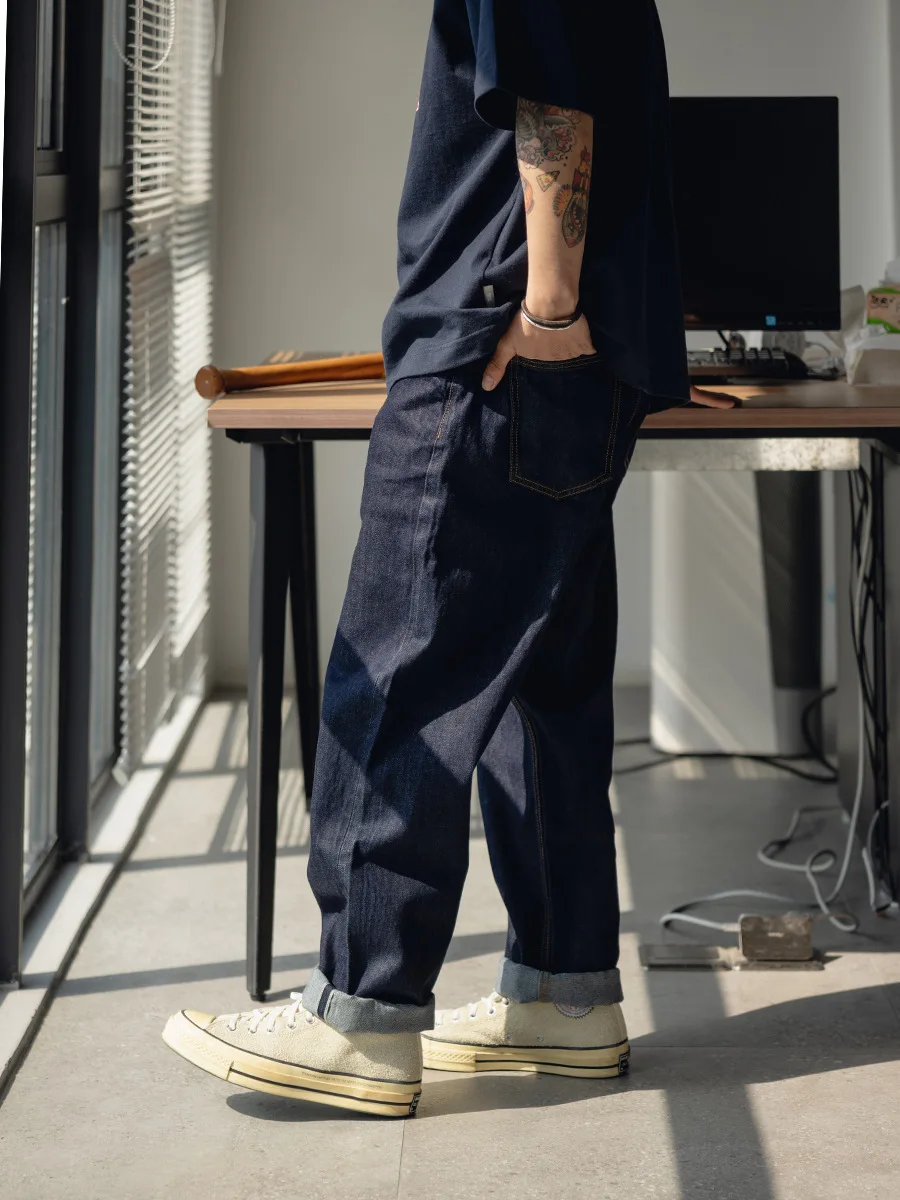 Men's Japanese Style Workwear 14OZ Selvedge Denim Deep Crotch Wide-Leg Loose Fit Jeans Durable Comfortable Vintage-Inspired