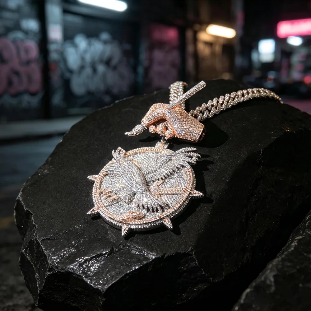 Iced Out Hand Paintbrush Eagle Compass Pendant 3D 18K Gold Plated Men Hip Hop Fine Jewelry Gifts for Men Boy Friends Bling Charm Sparkling CZ Cuban Necklace Pendants Street Sinnger Rapper Creator Artist Jewelry Accessories