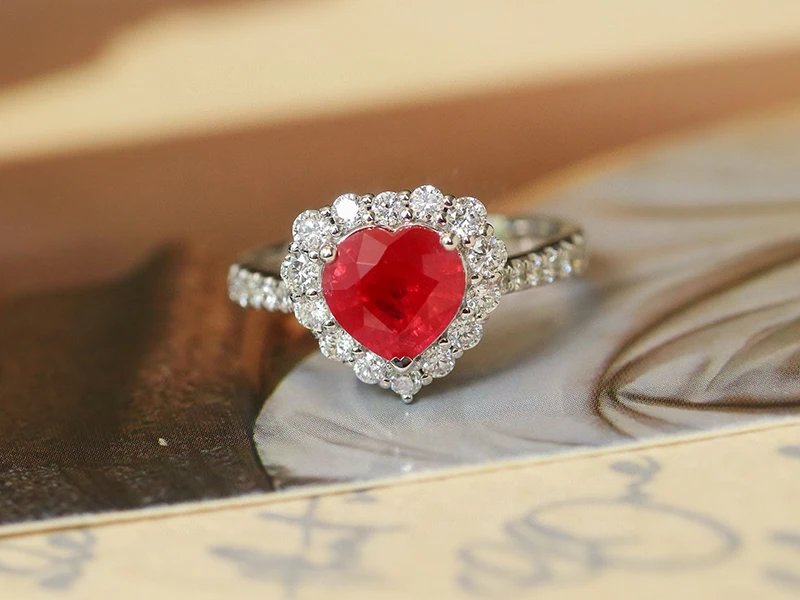 LUOWEND 100% 18K White Gold Rings Romantic Heart Shaped Design Shiny Diamond Natural Ruby Ring for Women High Wedding Jewelry
