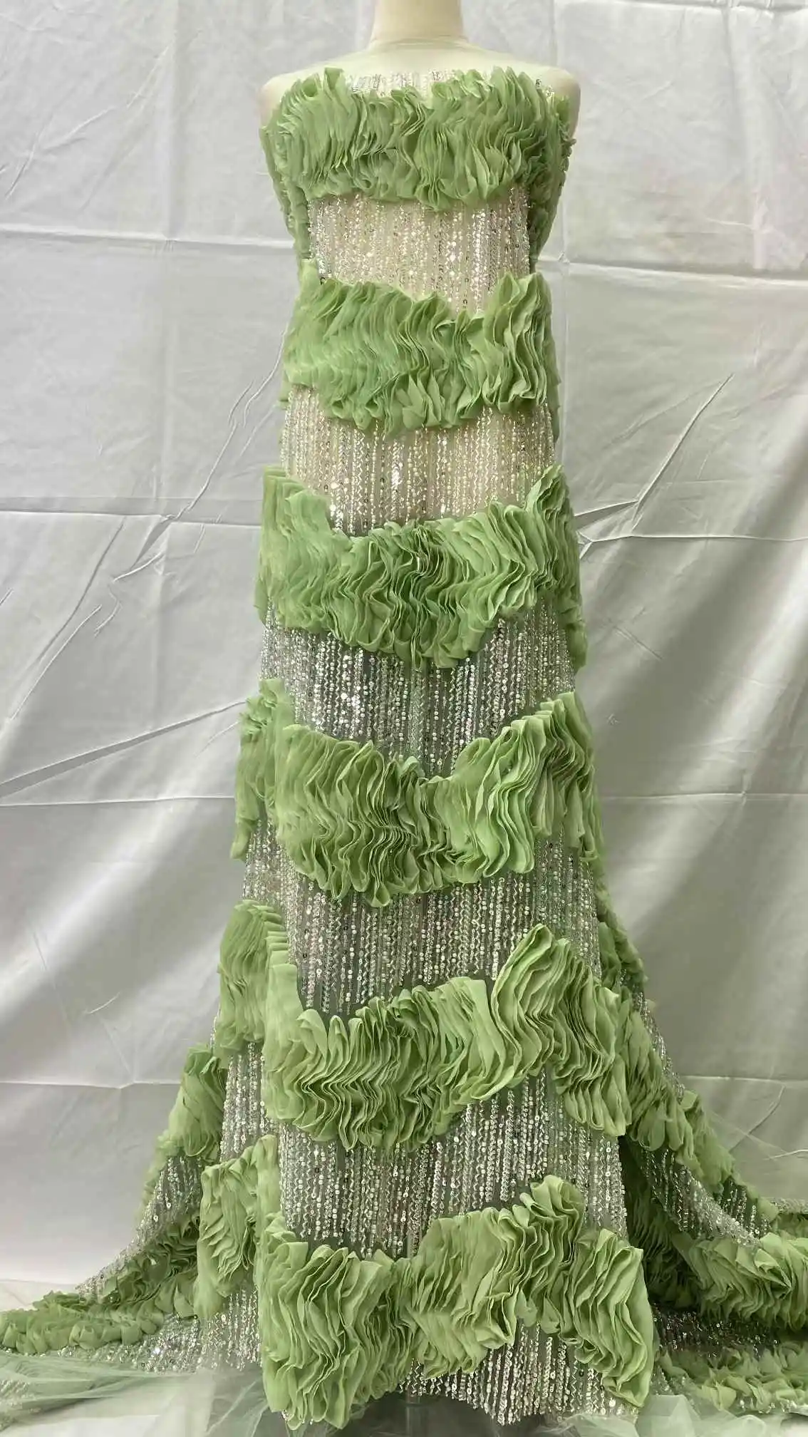 ขายส่งแฟชั่นภาษาฝรั่งเศสคําสุทธิลูกไม้ผ้าลูกปัด 2025 แอฟริกันTulleตาข่ายลูกไม้สําหรับงานแต่งงานของผู้หญิงเย็บชุด