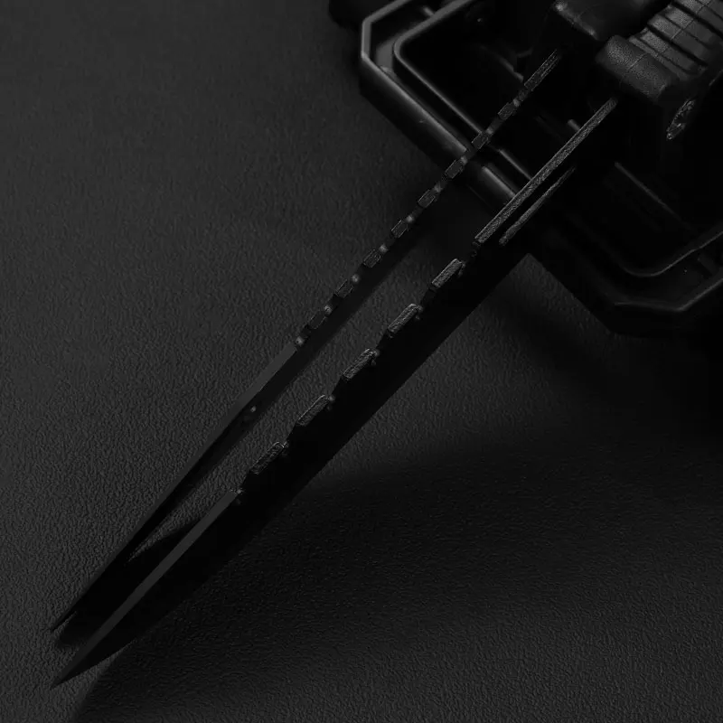 1pc,Outdoor camping knife, high hardness multi-purpose adventure knife, sharp fruit knife, mountaineering knife, hunting knife
