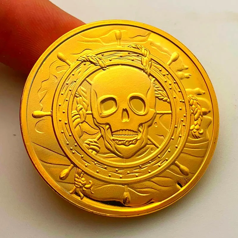 Anime giapponese One Piece Monkey D Luffy Bellissime monete d'oro commemorative Piccolo regalo