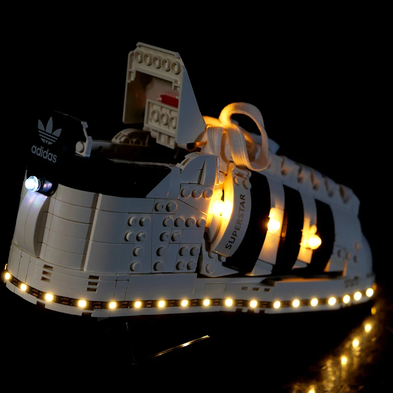 DIY LED ライトキットレゴ 10282 オリジナルスーパースタービルディングブロックギフト (LED ライトのみ、ブロックモデルなし)