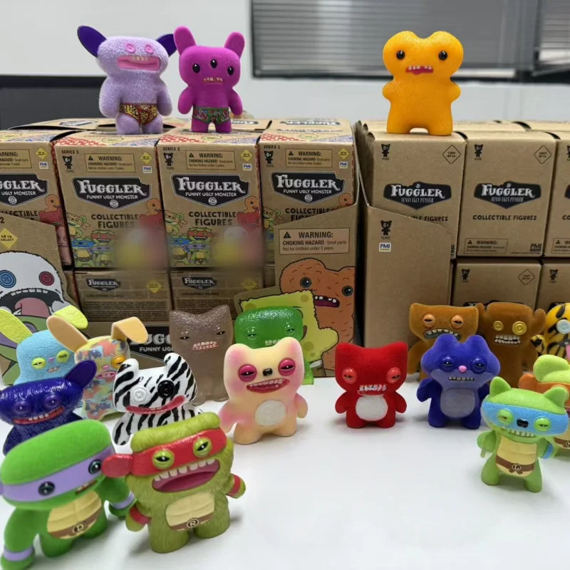 

Genuine Fuggler Figure Ugly Monster Tooth Wide Eyed Weirdo Grin Grin Screech V3 Keychain Pendant Random Box Collection Model Toy