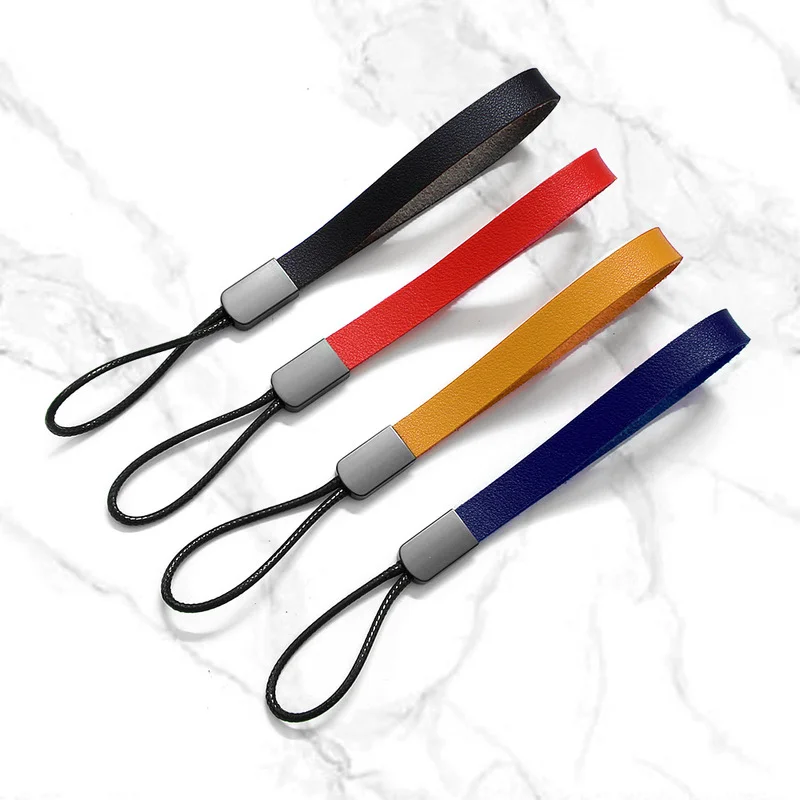 High-quality Long Wristband Car Keychains Pendant Bright Color PU Leather Keychain Accessories Simple Couple Key Chains Lanyard
