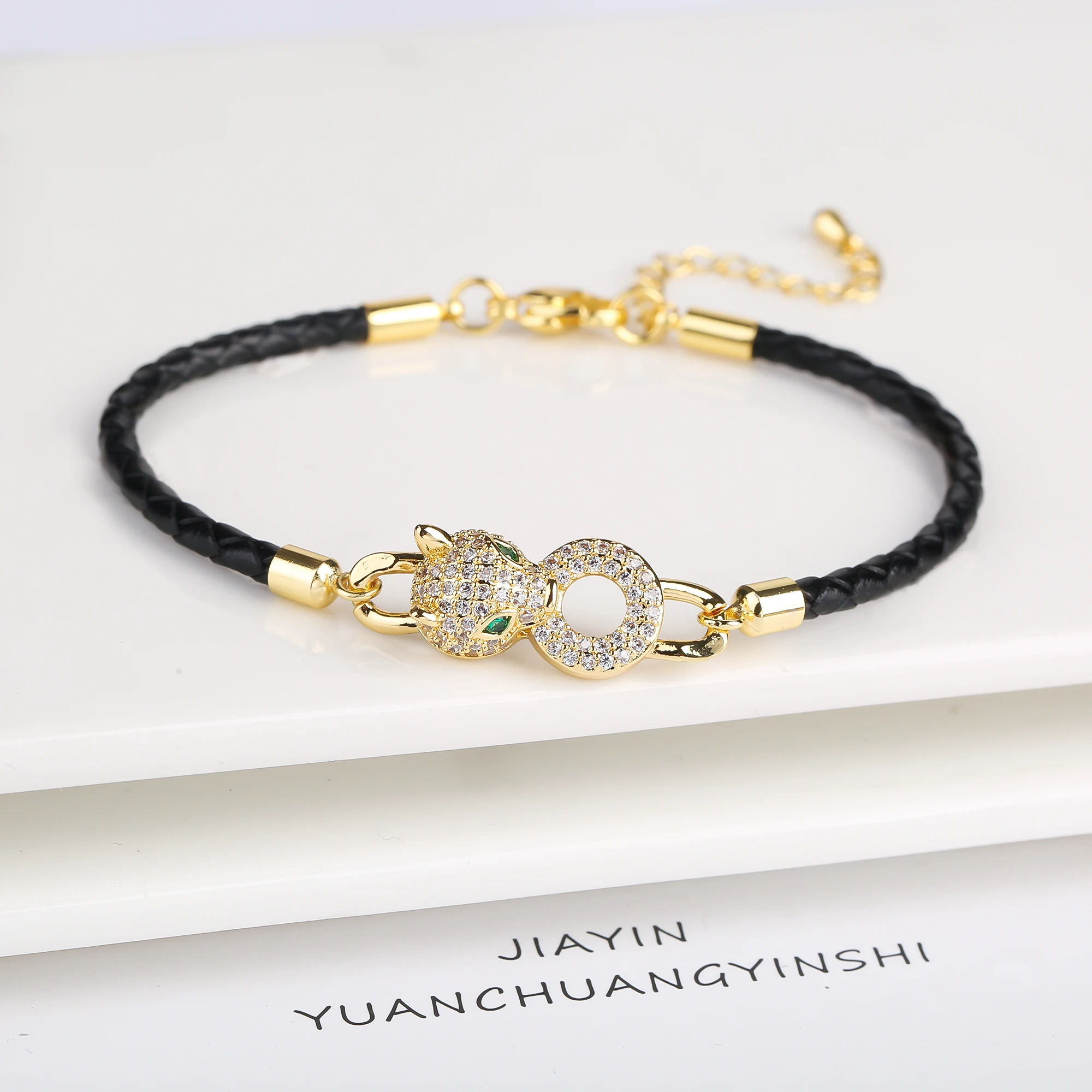 High Quality Shiny Zirconia Animal Leopard Head Adjustable Bracelet Fashion Leather Rope Charm Bracelet Bully Man Woman Jewelry