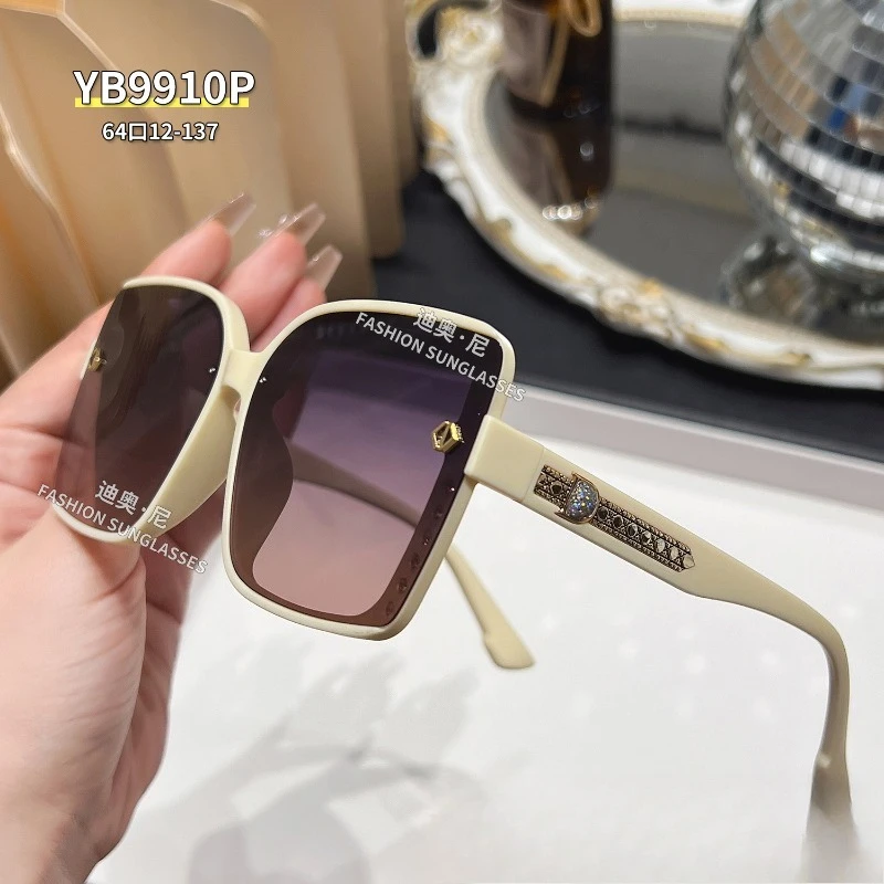 

​​2025 D-Letter HD Polarized UV400 Driving Sunglasses Women, Luxury Lightweight Chic for Outdoor & Street Style​​