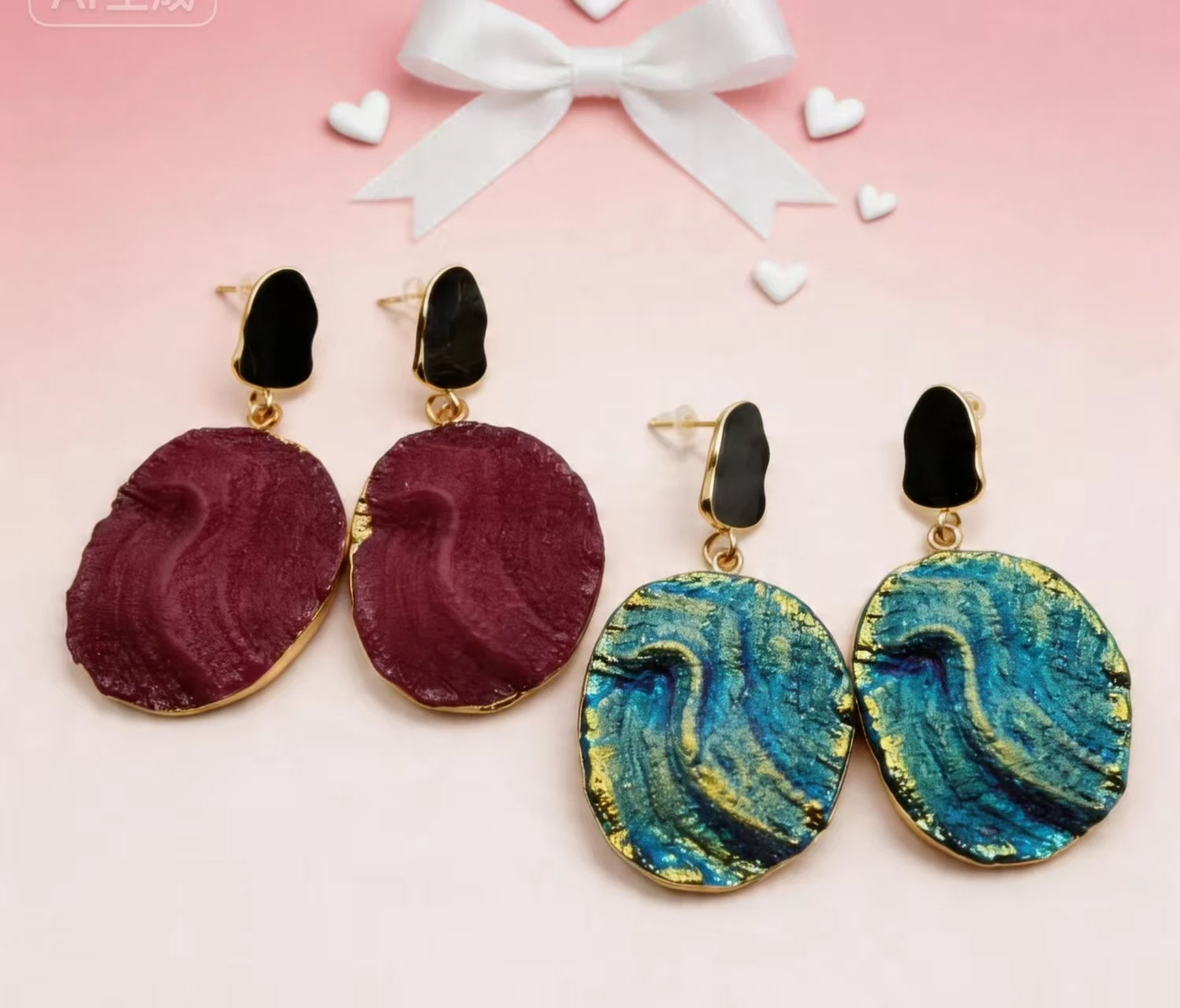

Women's textured lightweight 18K gold-plated hypoallergenic earrings, suitable for holidays, vacations, and festive occasions