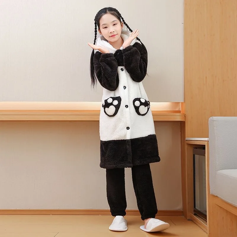 Dessin animé Panda en peluche pyjamas Robes Anime adulte chemise de nuit hiver à manches longues robe de nuit Halloween fête confortable Kawaii fille pantoufle