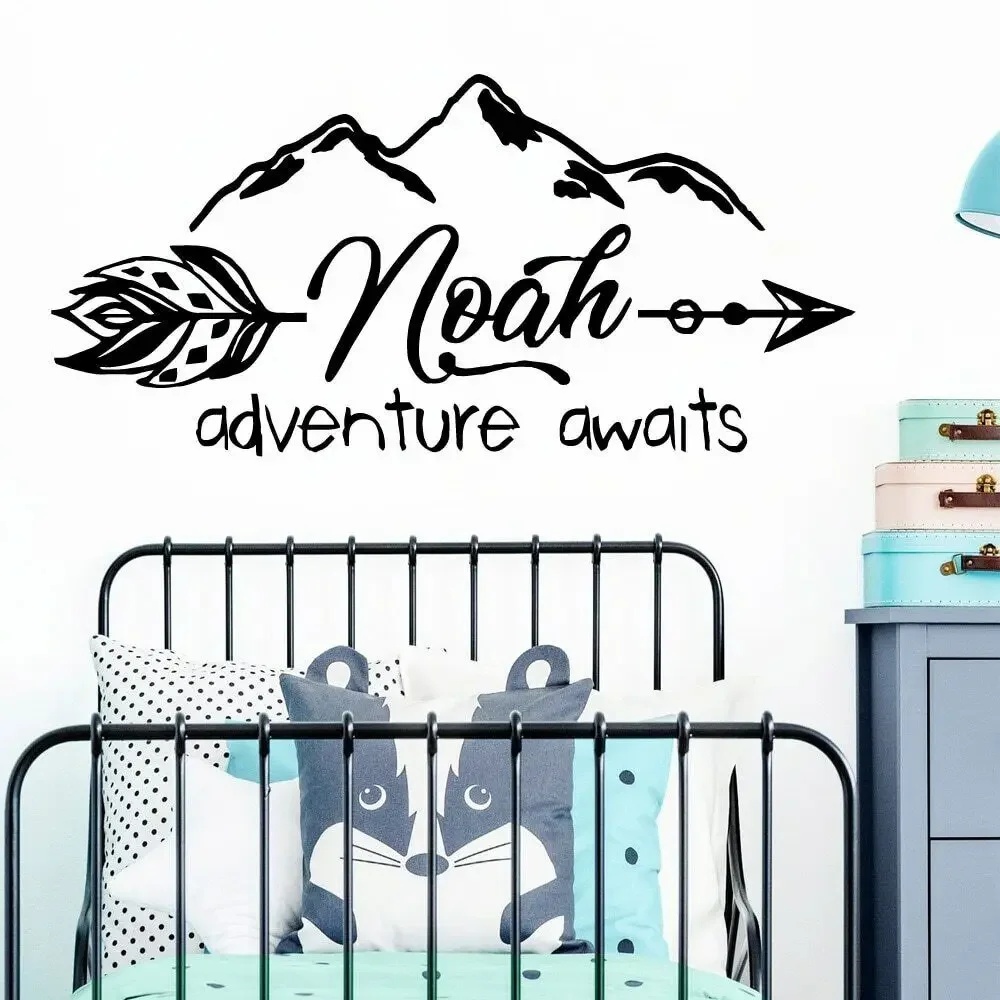 Приключение индивидуальное имя наклейки на стены ПВХ фреска искусство Diy плакат для детской комнаты спальня гостиная домашний декор обои