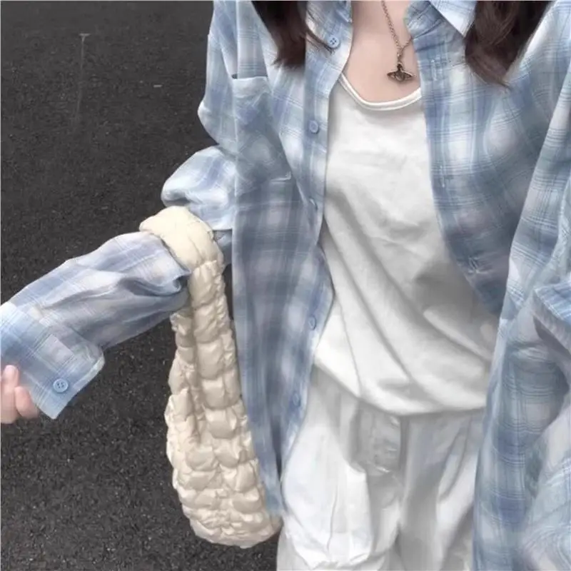 

Синий клетчатый солнцезащитный кардиган irt, женский летний тонкий свободный дизайн, корейский длинный топ све, смесь хлопка из полиэстера