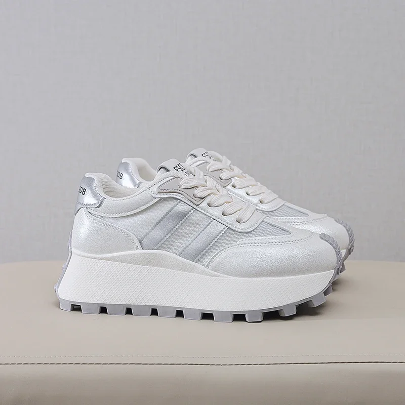 

2025 Summer New Women Sneakers Breathable Running Sport Shoes Height Increasing Jogging Sneakers Women Comfortable Old Dad Shoes