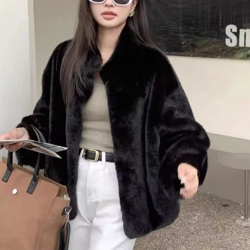 Cappotto in pelliccia sintetica Pelliccia integrata Colletto rialzato Cardigan corto ecologico Cappotto invernale da donna Abbigliamento femminile