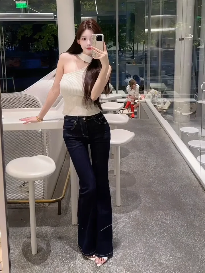 

High Waist Slimming Denim Jeans Korean Retro Sle with Hip Pad Bell Bot Zipper Closure Long Pants Casual Wear