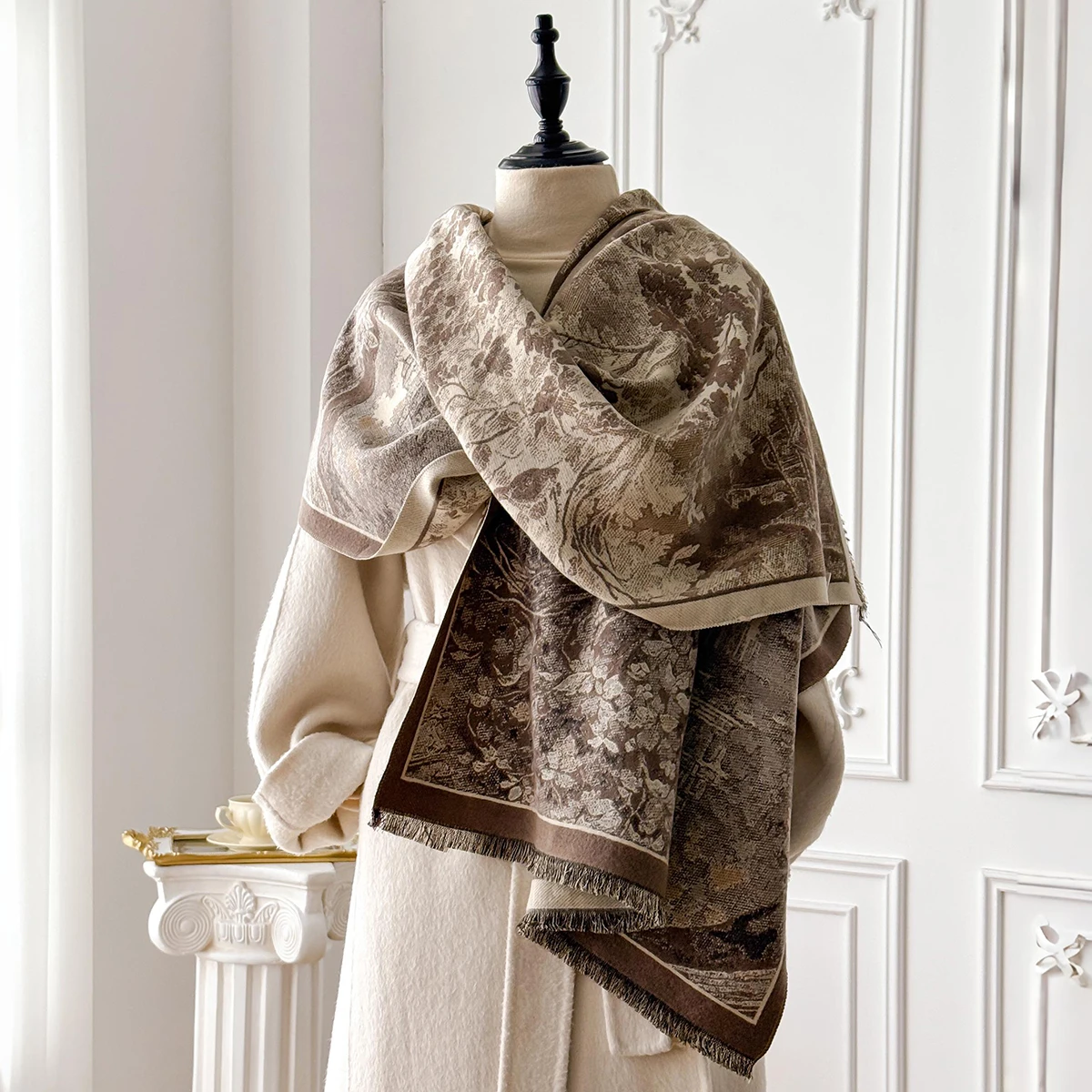Eleganter Damen-Kaschmirschal im Retro-Stil mit doppelseitigem Landschaftsdruck, Winter-warmer Pashmina-Schal, Foulard-Poncho – Detail 7