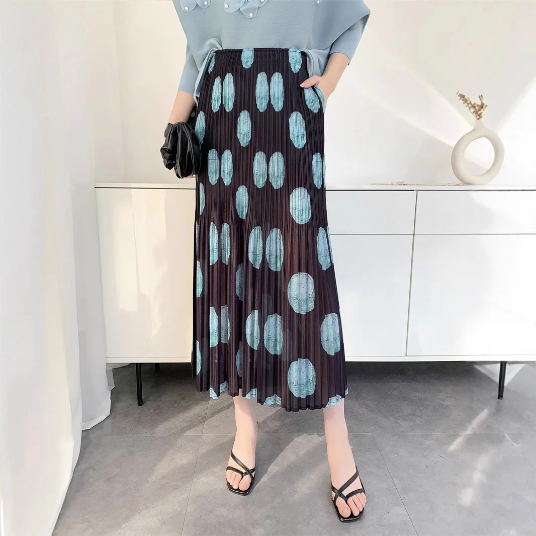 Miyake Plissierter, gepunkteter Halbrock, 2023, Sommer, neu, bedruckt, hohe Taille, dünn, elastische Taille, drapierter Faltenrock