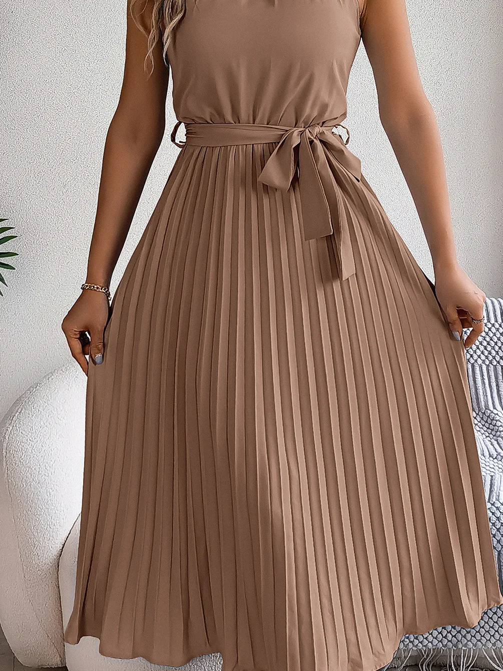 تنورة صيفية طويلة بدون أكمام مع ثنيات وخصر مطاطي، فستان طويل بتصميم A-line، أسلوب الشارع، قماش بوليستر ناعم، تنورة ميدي بخصر ...