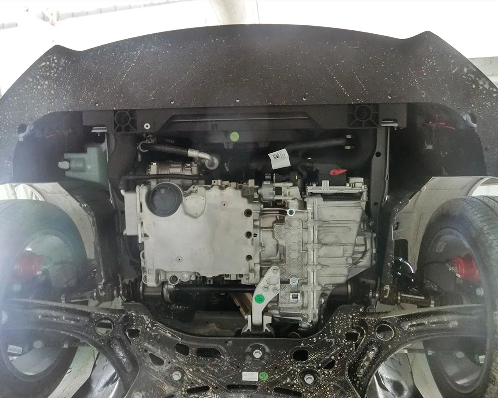 Para Geely Coolray ‌ ‌   2019-2020 1.0T 1.5T debajo del protector del motor protector contra salpicaduras guardabarros placa de cubierta guardabarros Protector