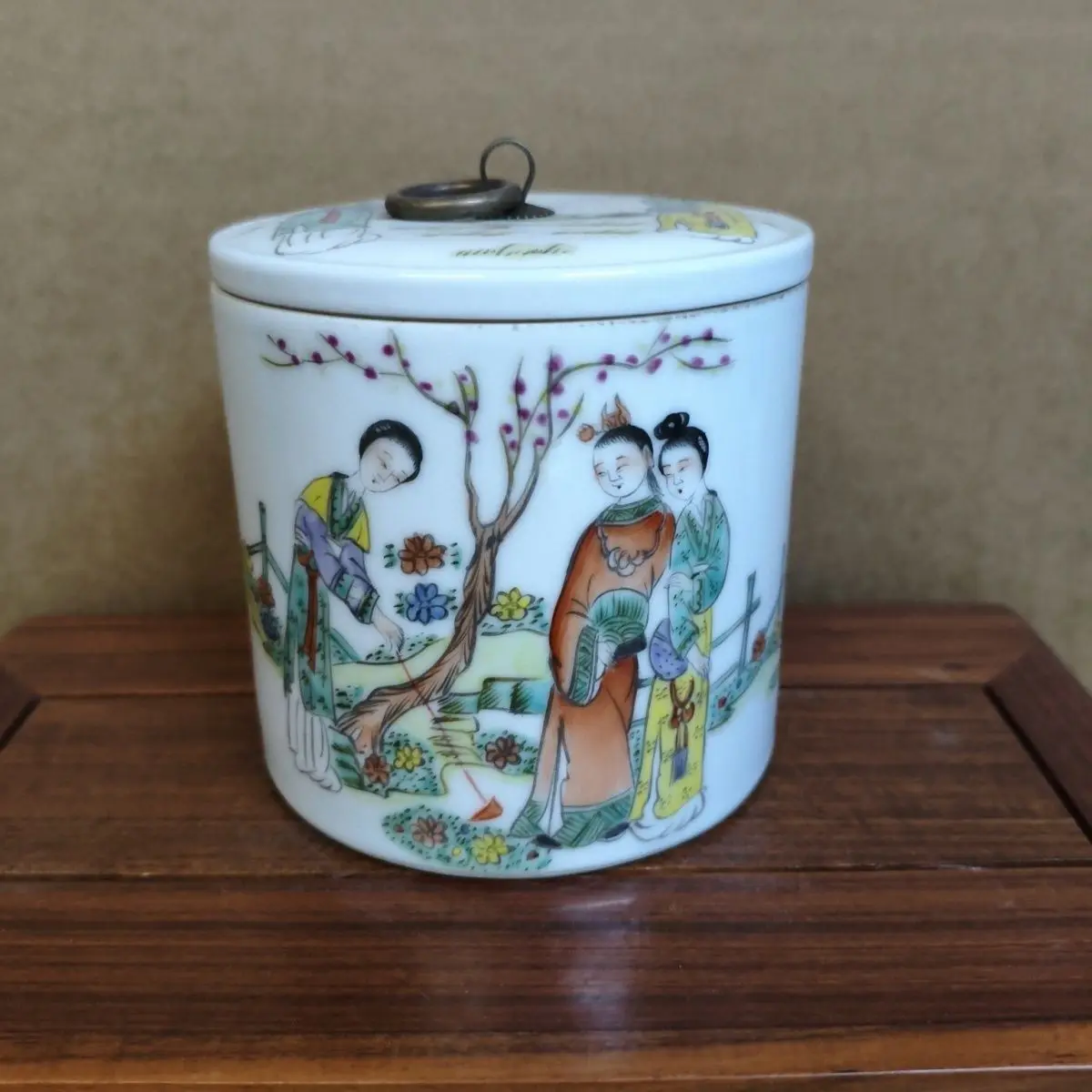 Vintage Old Collection Dream Of The Red Chamber Character Tea Caddy Vivid Hand Painted Character Decorative Tea Jar