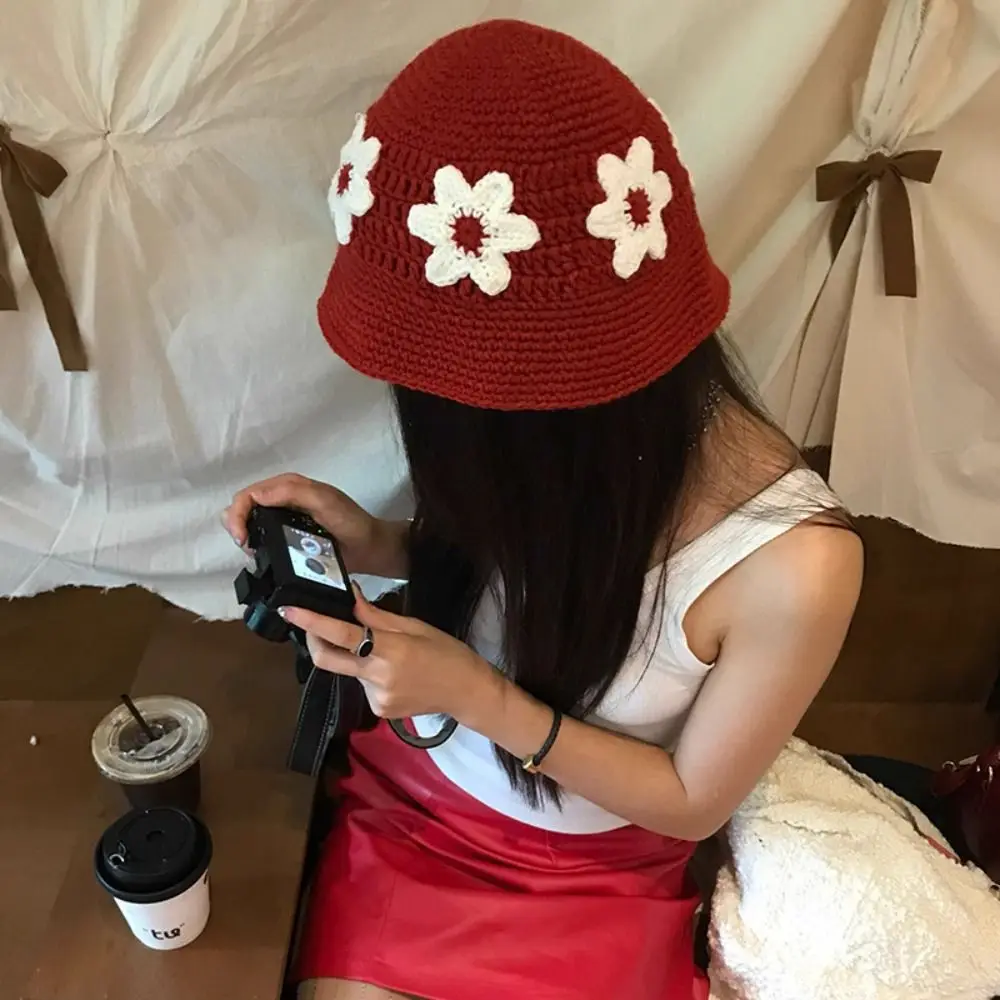 

Casual Handmade Crochet Flower Knitted Hat Korean Style Cute Beanies Hat Sweet Bucket Hat Outdoor