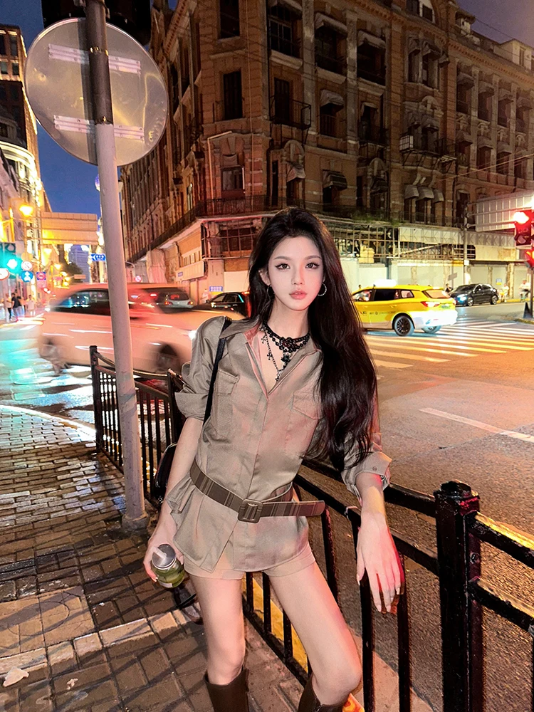 

Оригинальный осенний новый ретро-топ Xia Yuan для женщин: дизайнерская модель цвета кофе, ультрамодный, для работы, элегантный и стильный.