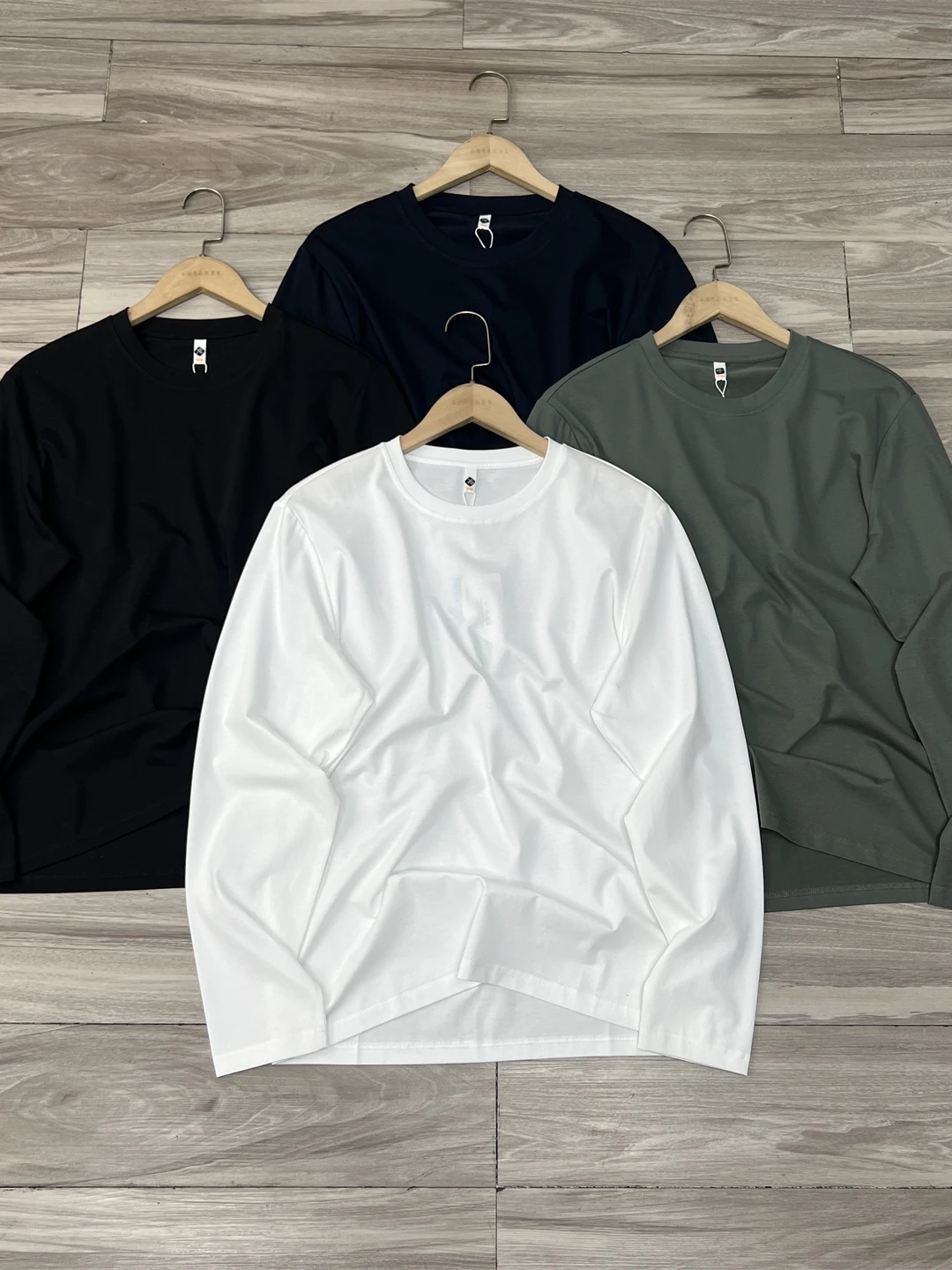 

Men's Long Sve Basic Versatile Skin-friendly Breathable Silk Cotton Color T-irt Autumn Spring Faion Urban Sle