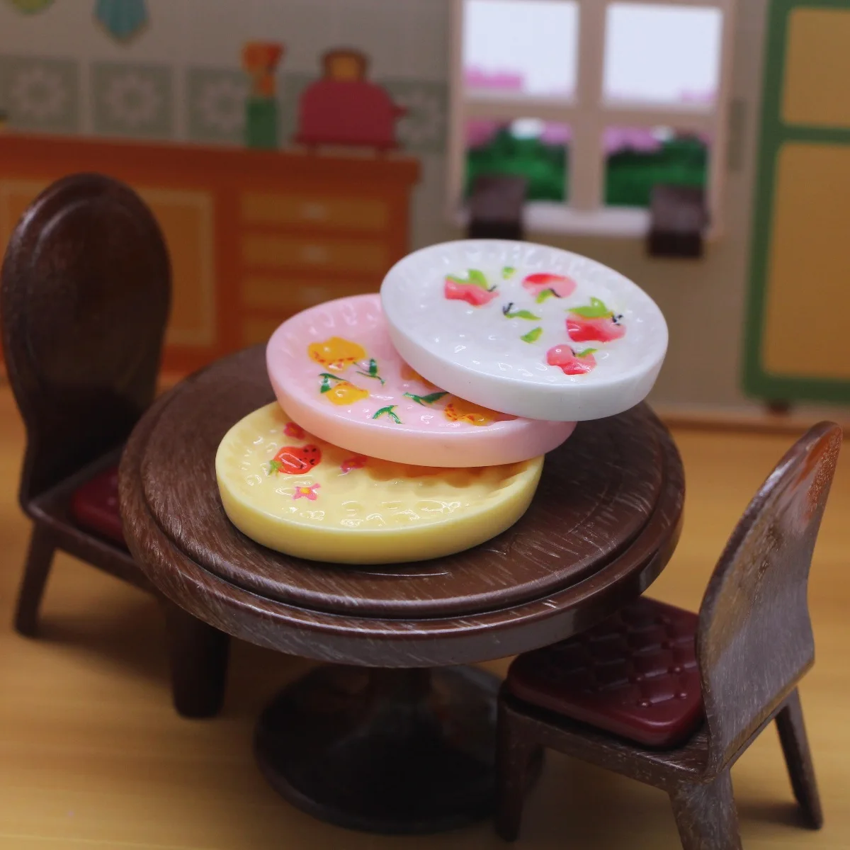 9 szt. Mini Symulowane Jedzenie Domek dla Lalek Taca na Desery Mały Talerz Model Ciasta Rekwizyty Kuchenne Dekoracje Plastikowe