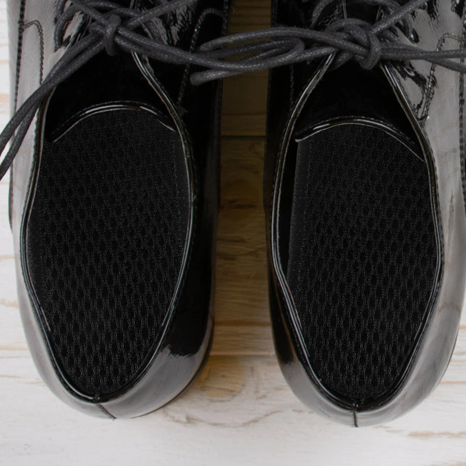 

2Pairs Bamboo Charcoal Shoe Pads Durable Odor Control Insoles Breathable Foot Care Shoes Cushion Size 43 Black