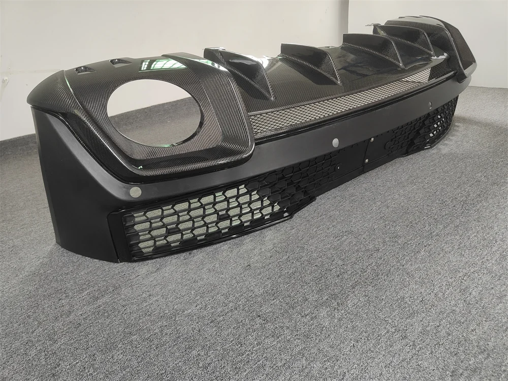

Used for Audi R8 Custom Modification Parts PP+carbon Fiber Rear Bumper Assembly Diffuser Spoiler Body Kit