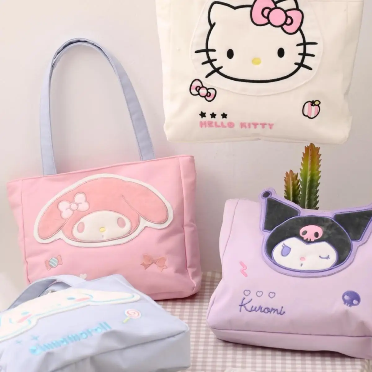 

Miniso Hellokitty Canvas Tote Bag Kuromi Girl Handbag Large Capacity Female Shoulder Bags Portable Travel Purse Gif