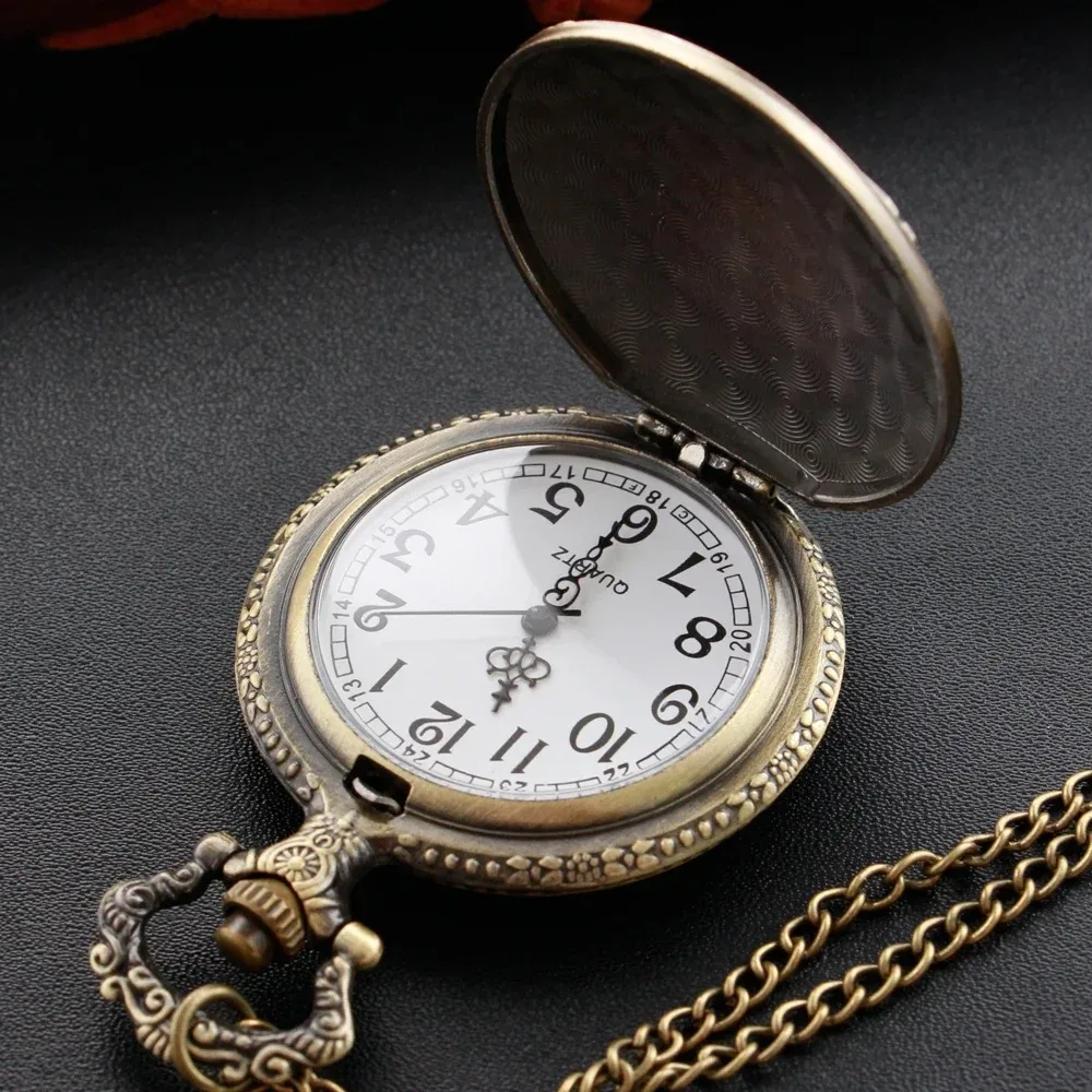 الأحمر النار قبعة الرومانية الرقمية Steampunk كوارتز ساعة الجيب الأزرق القديمة قلادة توقيت سلسلة بدلاية هدية للرجال والنساء