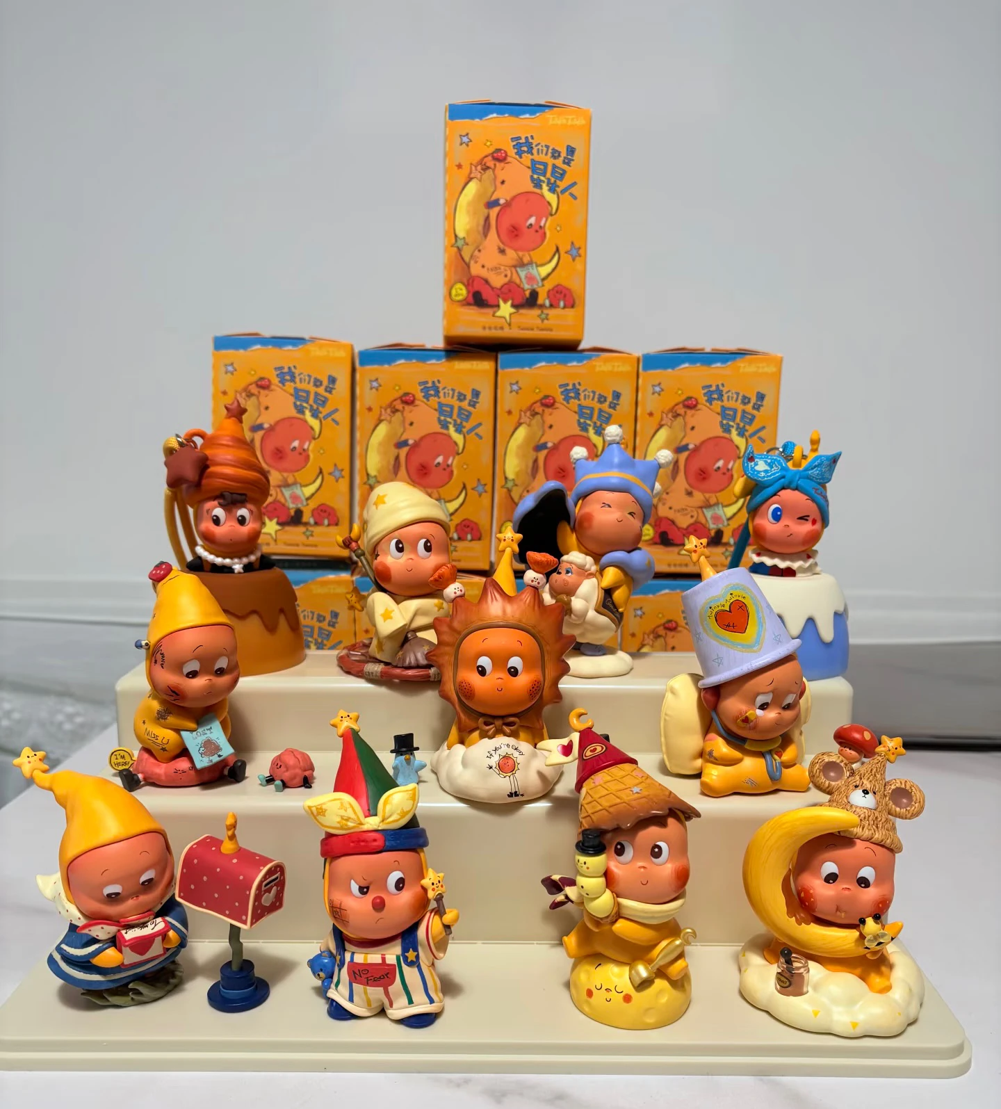

POP MART Twinkle Twinkle Series Original Blind Box - Cute Anime Figure Desktop Ornament Mystery Guess Bag Doll Collectible Toy
