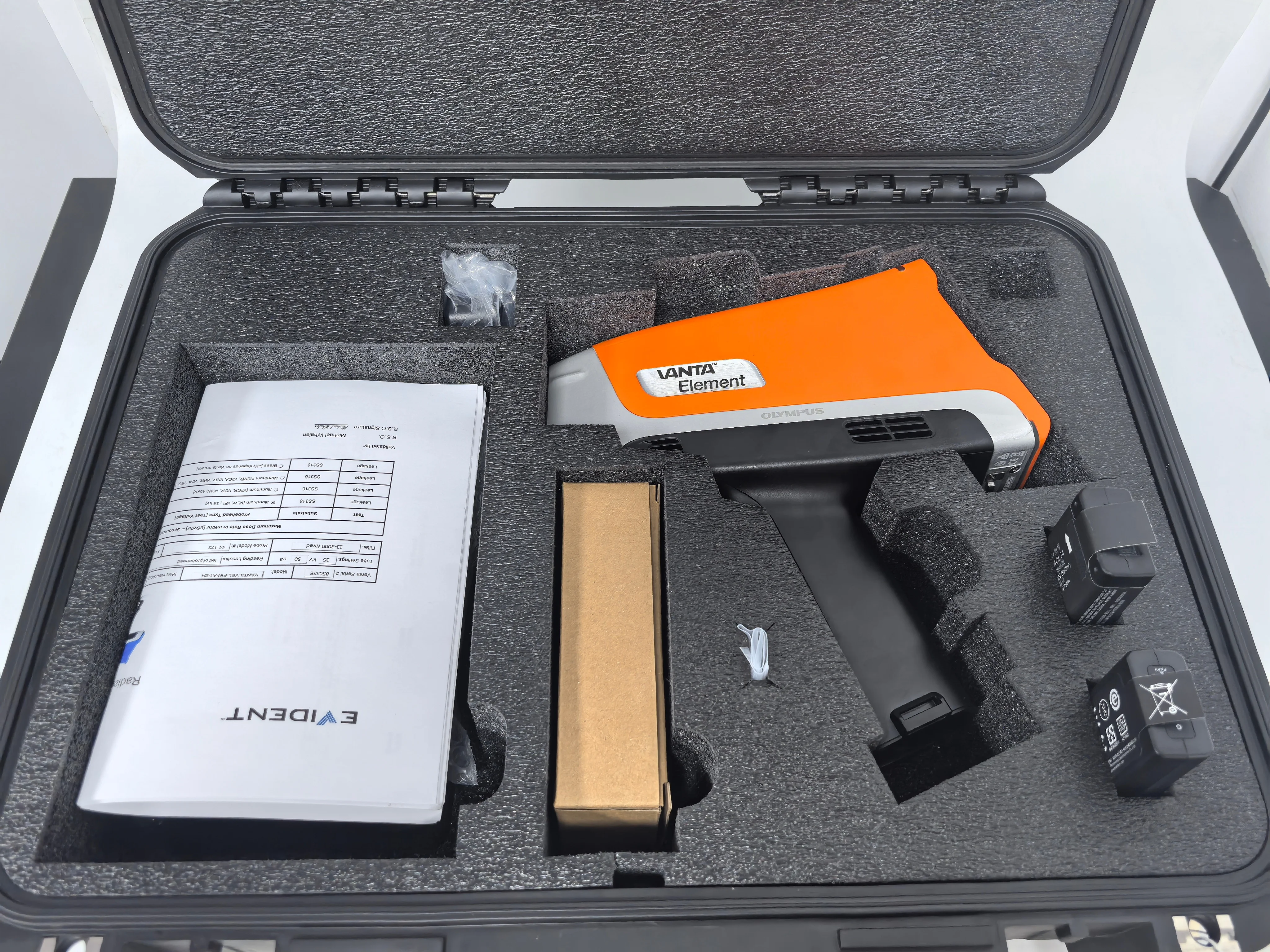 OLYMPUS VANTA Element Portable XRF Gold Metal Ana lyzer Détection rapide pour éléments lumineux