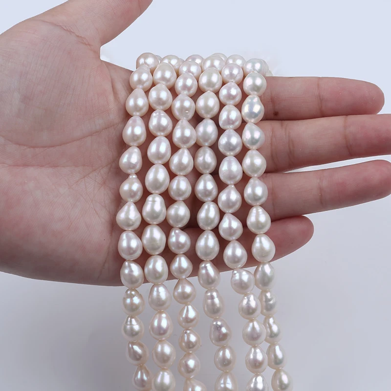 

Wholesale 7-9/9-11/10-11mm White Color Drop Shape Baroque Natural Freshwater Pearl Strands