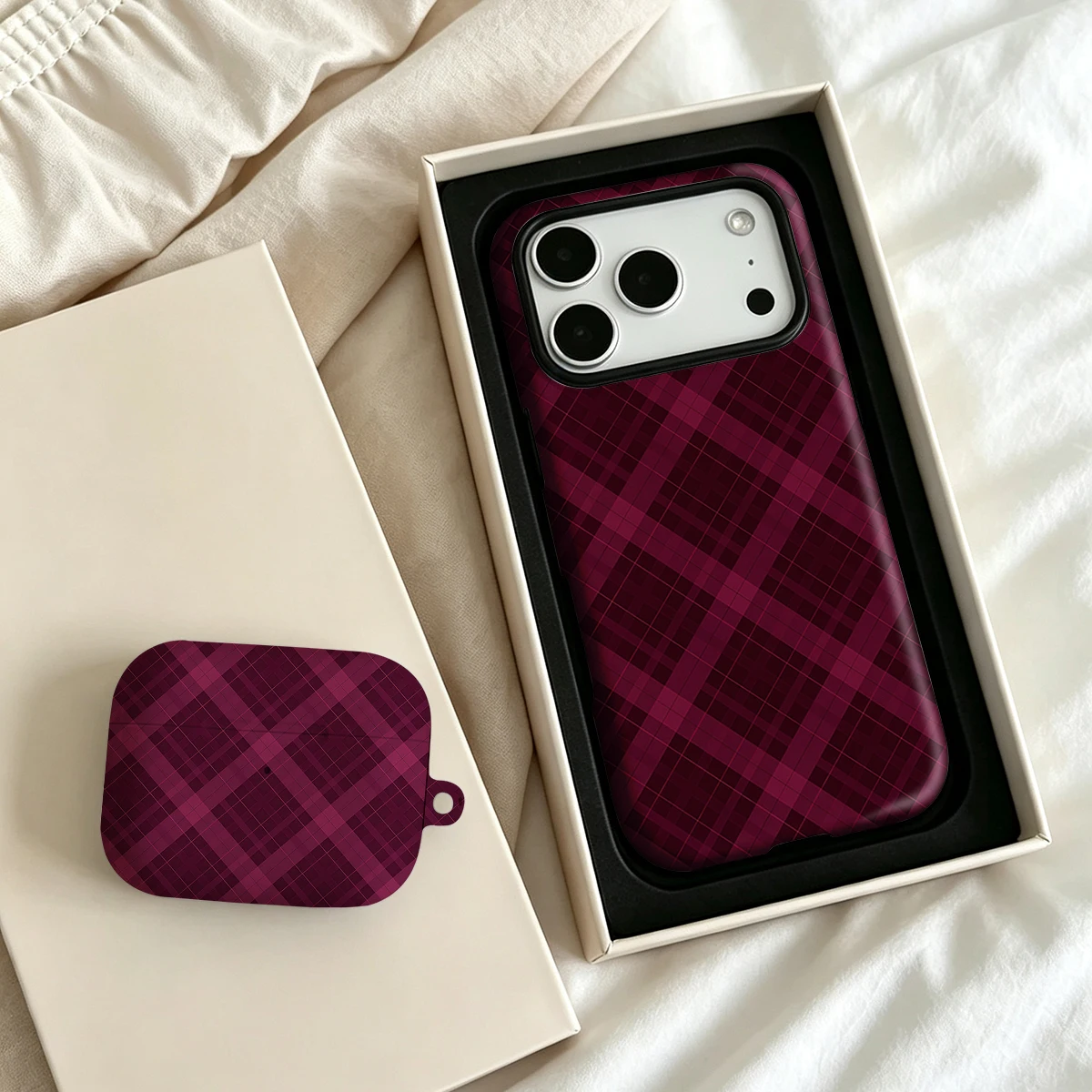 2 in 1 Burgundy Diagonal Plaid - đánh giá và giá Airpod Case Cover