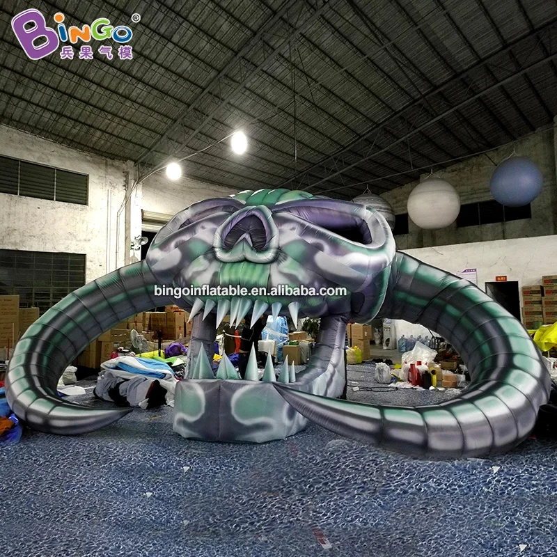 Giant Inflatable Skull Ghost Balloon With LED Lighting For Halloween Party Decoration 8x2.8x4.9 Meters Hanging Skeleton