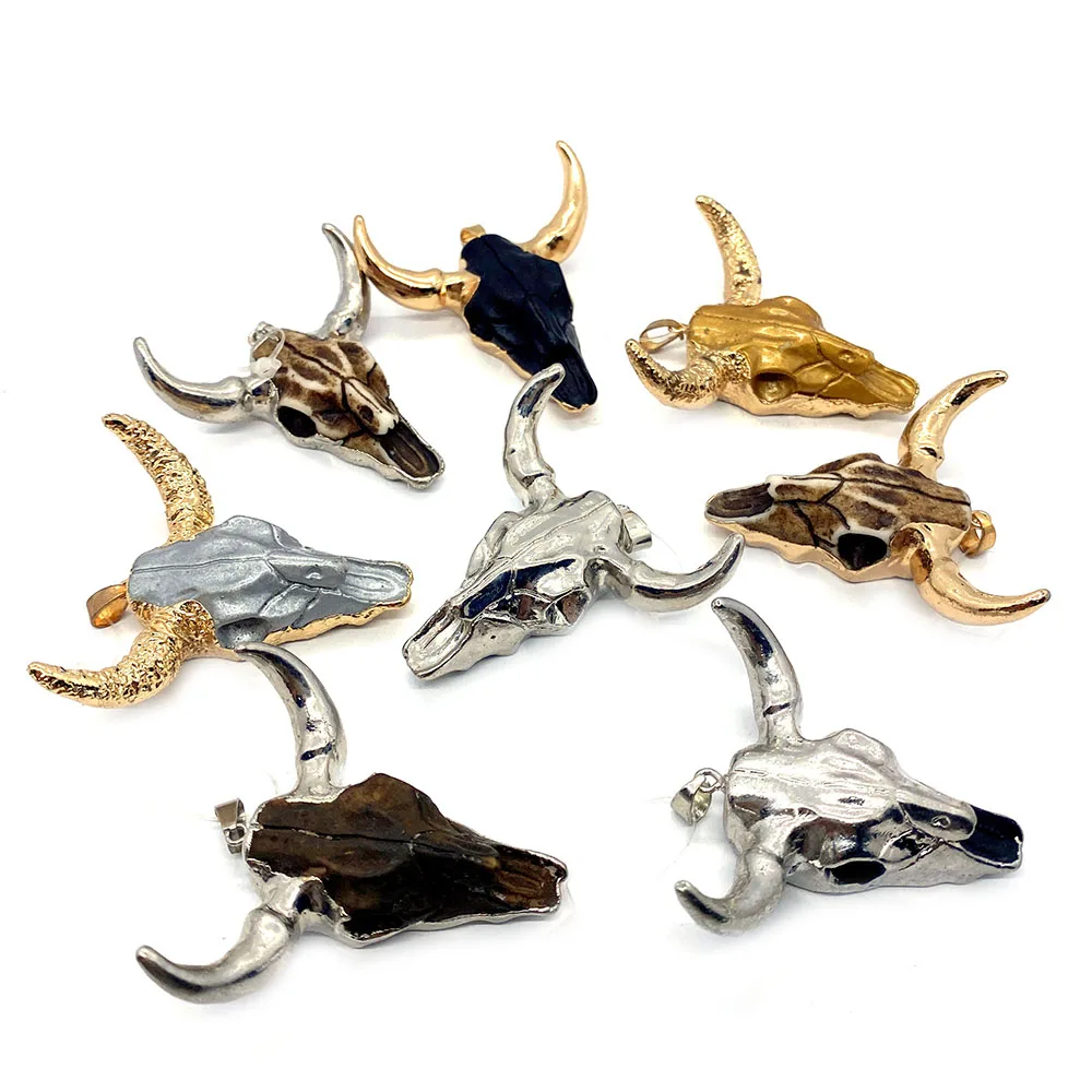 Fashion Resin Retro Ethnic Bull Skull Ox Bone Pendant Acrylic Pendant Color Suitable for DIY Jewelry Making Necklace 45x46mm