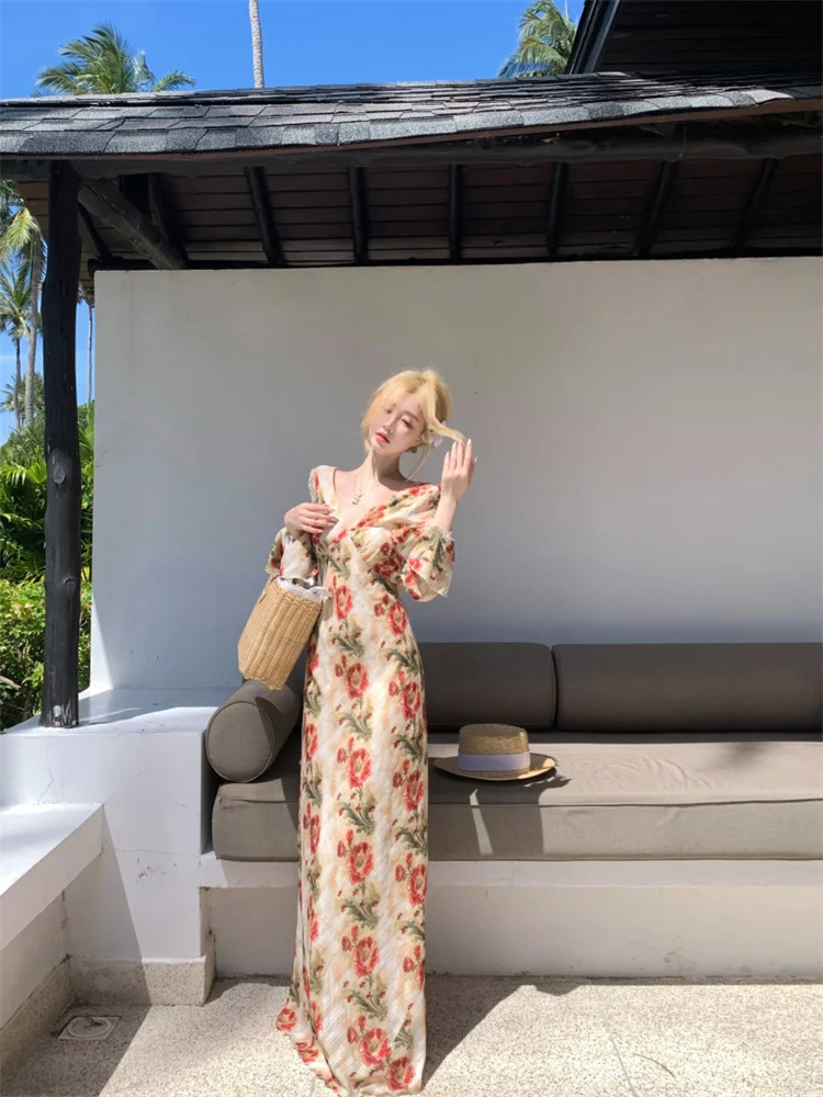 Modna długa sukienka z rozszerzanymi rękawami dla kobiet 2025 Summer Gentle V-neck Printed Dress Elegant Slim Floral Long Holiday Dress