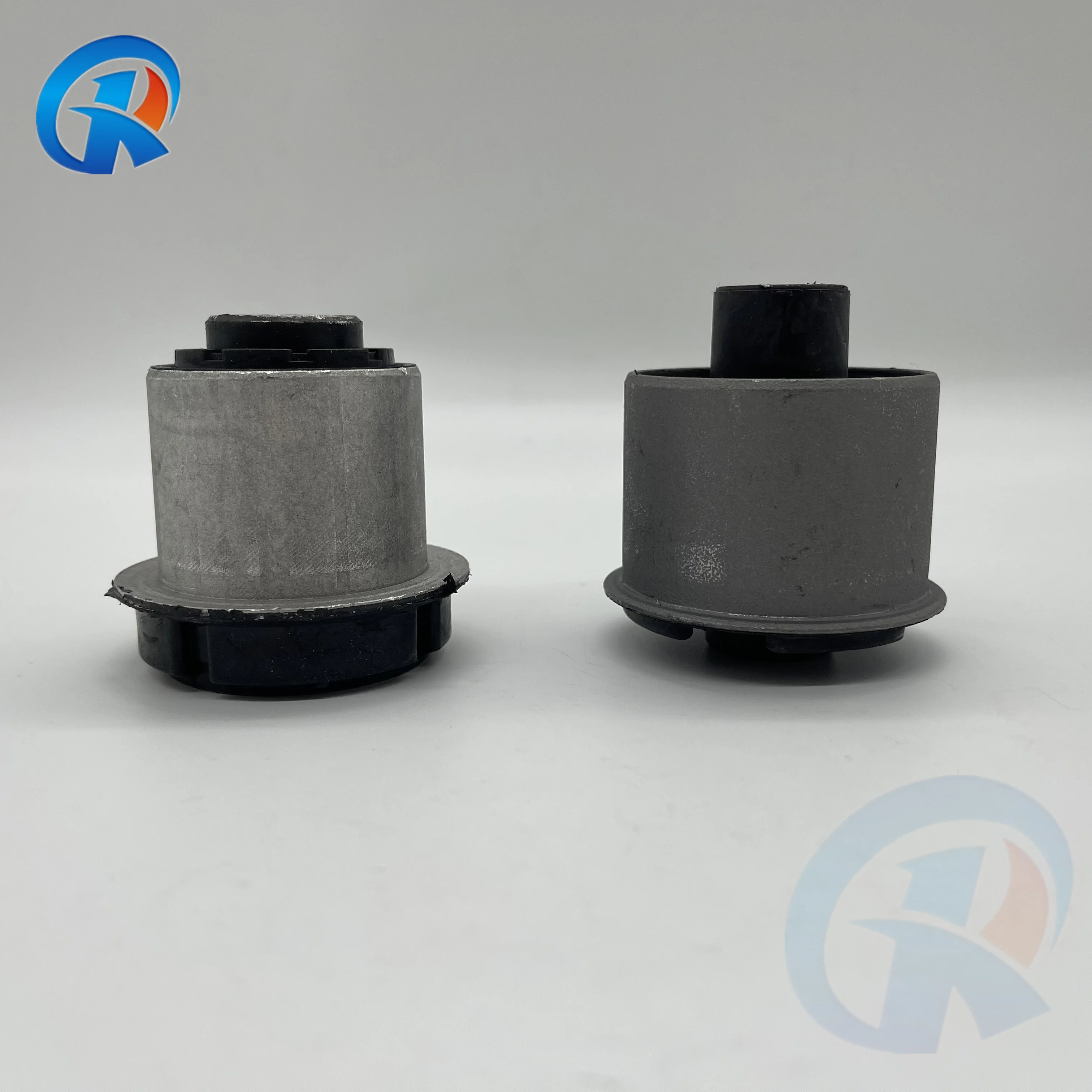 Front Suspension Control Arm RubberBushing For Maserati Ghibli 3.0 M156M157 673007126 673007127
