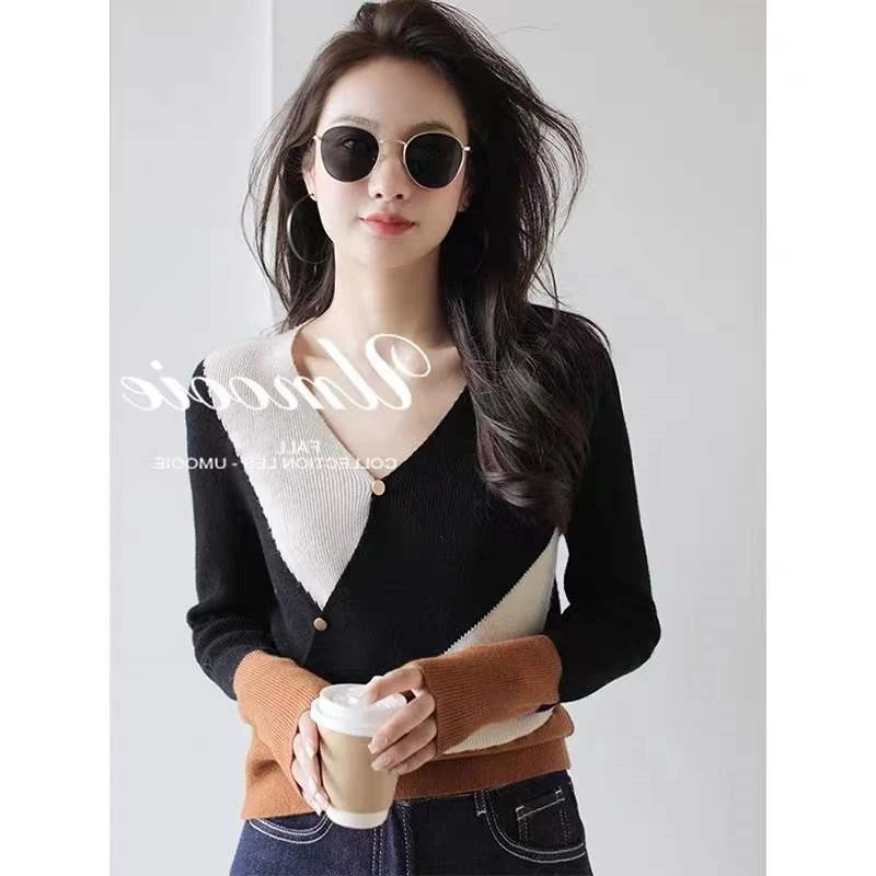 2024 Spring/Autumn Wool New Fashion Women's V-neck Sweater Hollowed Out Long Sleeve  Cross Knit Women's Color Matching Top