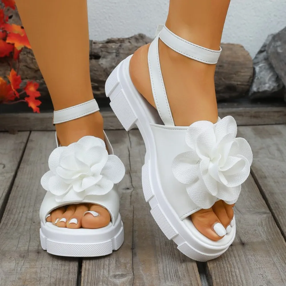 

Women's Summer Sandals Soft Bottom Toe-Open Cute Princess Shoes Mid-heel Women's Large Beach Shoes Sandals