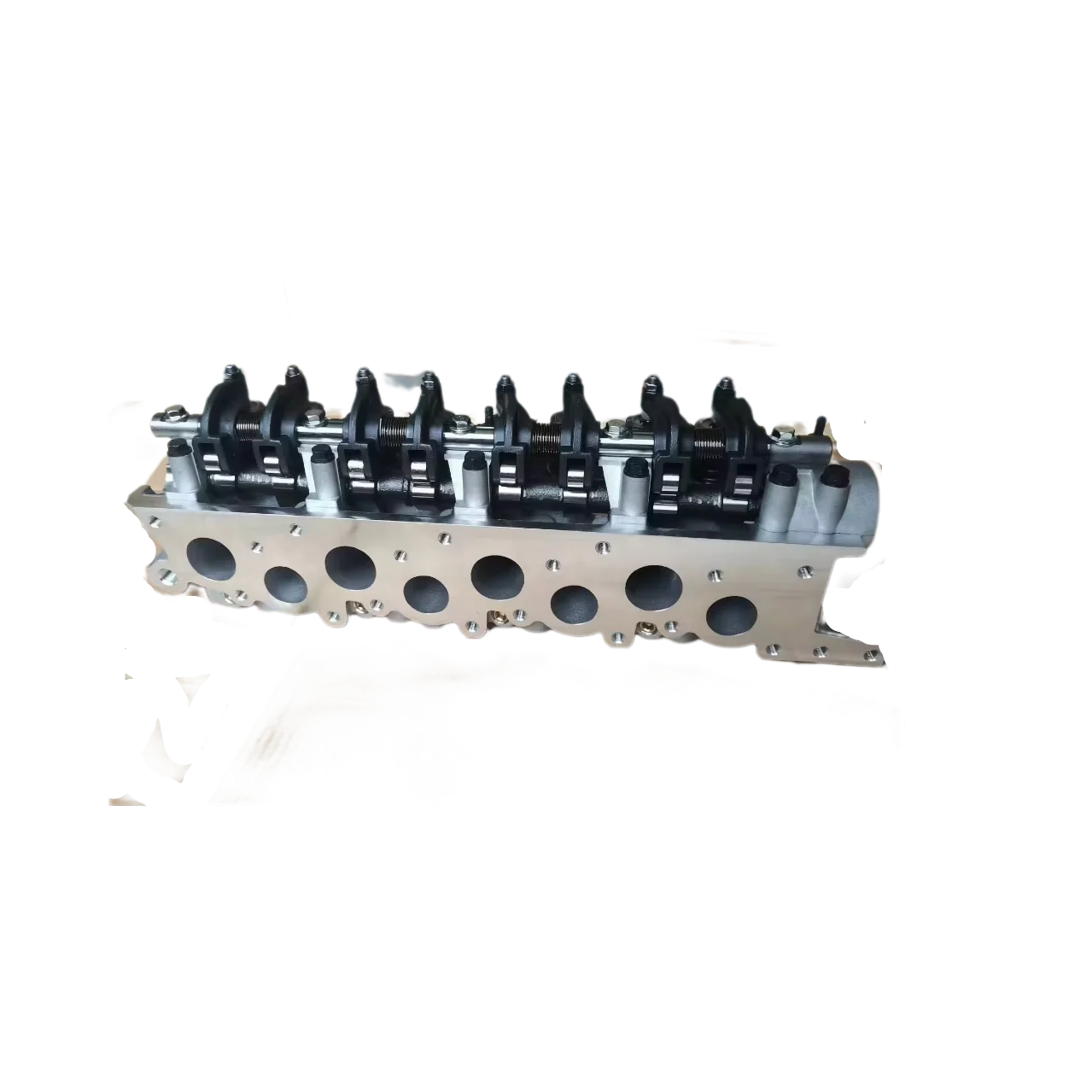 Auto Parts 4D56 908513 Complete Cylinder Head With Factory Price