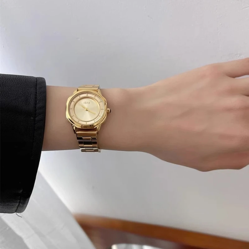 2025 waterproof quartz watch birthday gift simple cold wind classic trend women's watch elegant and simple