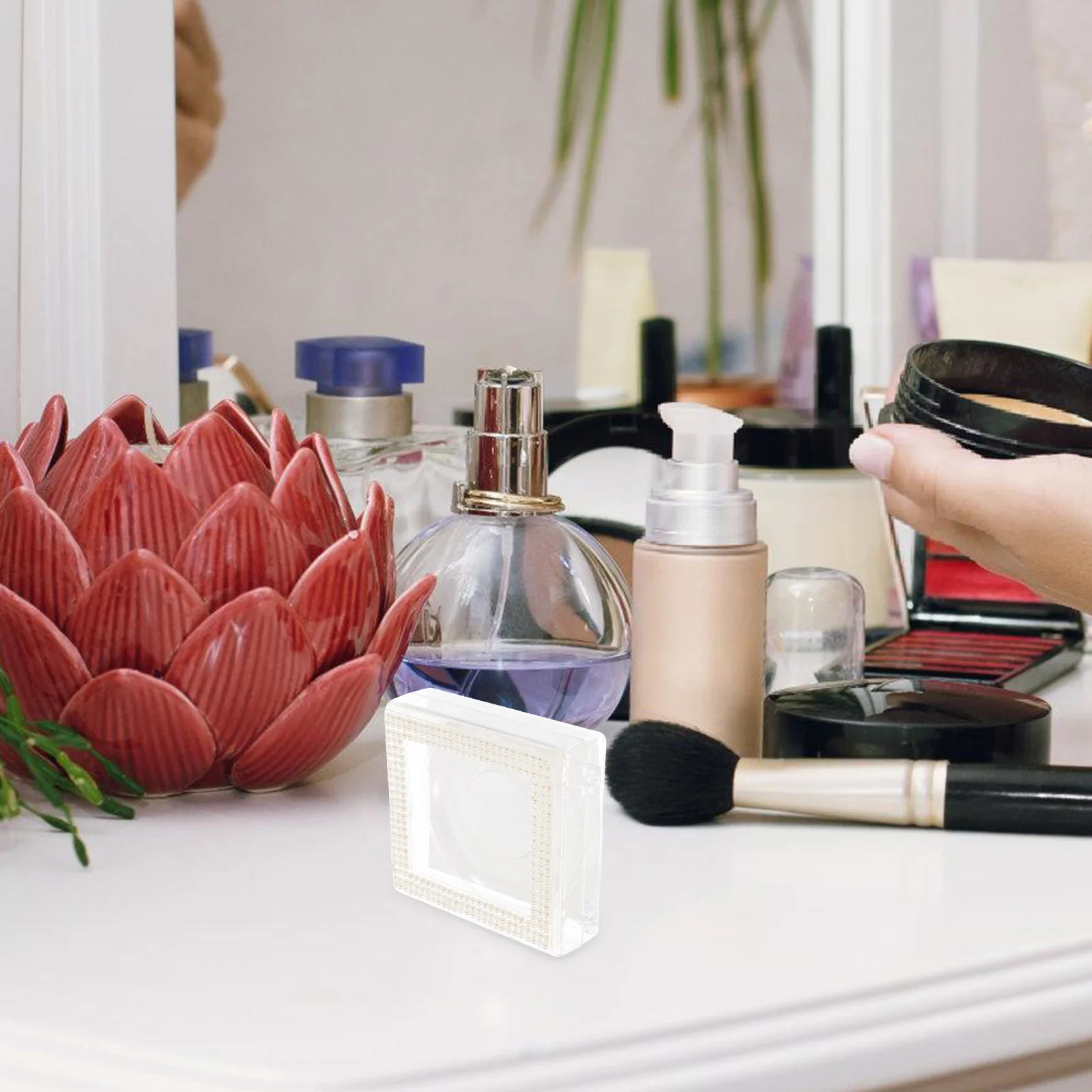 

Eyelash Box Portable Clear Plastic Lash Organizer False Eyelash Holder Compact Storage Case Lightweight Lash Container