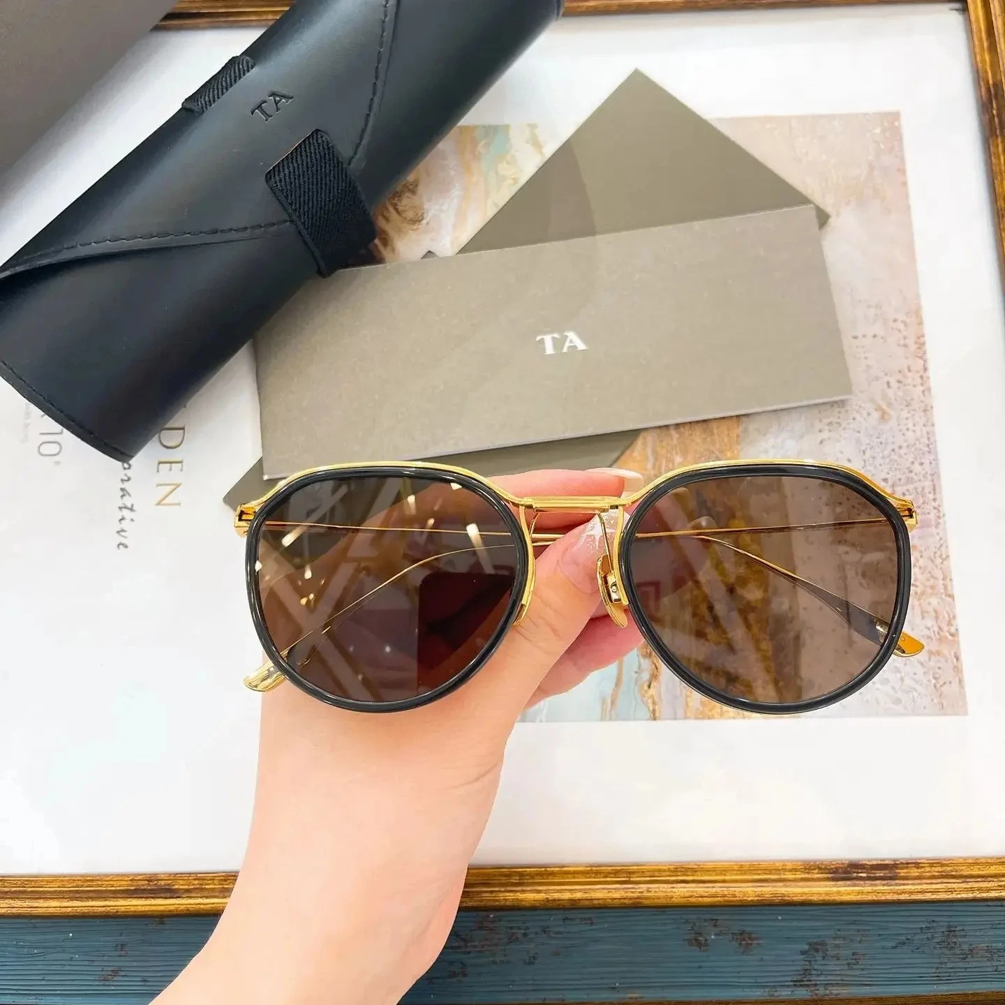 

Authentic For DIYTA DT SCHEMA-TWO DTX131 Stylish Men Women Sun Glasses Premium Luxury Design Retro Male Couple Eyewear With Box