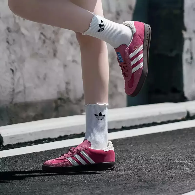 Adidas clover women's shoes - new model GAZELLE training shoes, strawberry bear pink color, T-shaped casual sneakers, IF1809