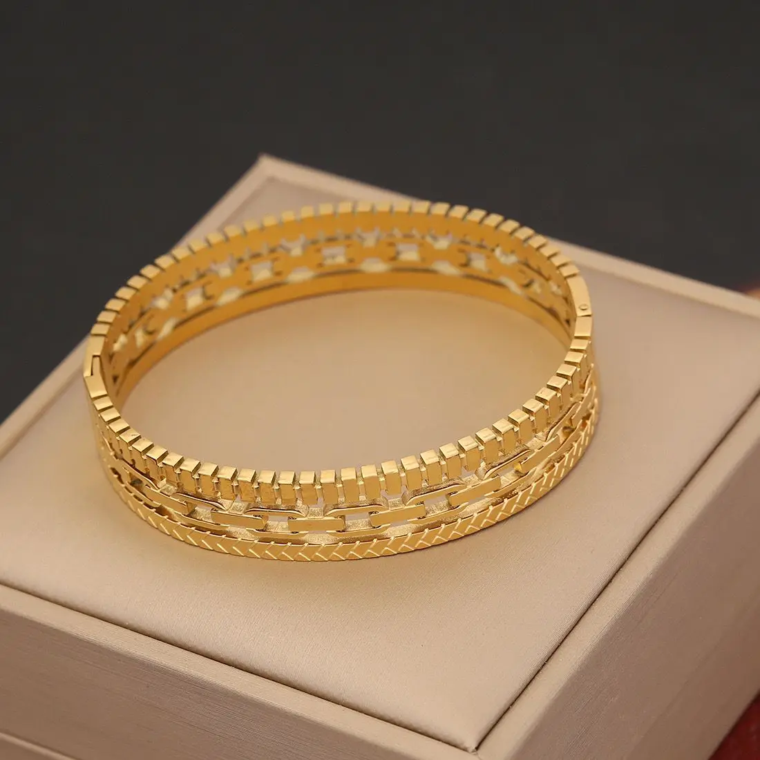 Chunky Layered Stainless Steel Bangles Bracelet for Women Gold Plated geometric figure Wide Cuff Bracelet Waterproof Jewelry