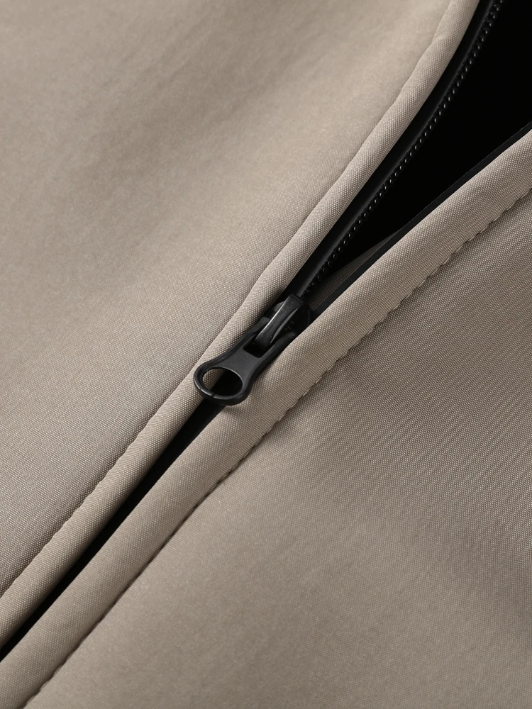 Damen 2025, trendige Ski-Overalls mit Kapuze und Quasten, wasserdicht, warm, Wintersport-Oberbekleidung, modische, elegante Damen-Schneeausrüstung – Detail 8